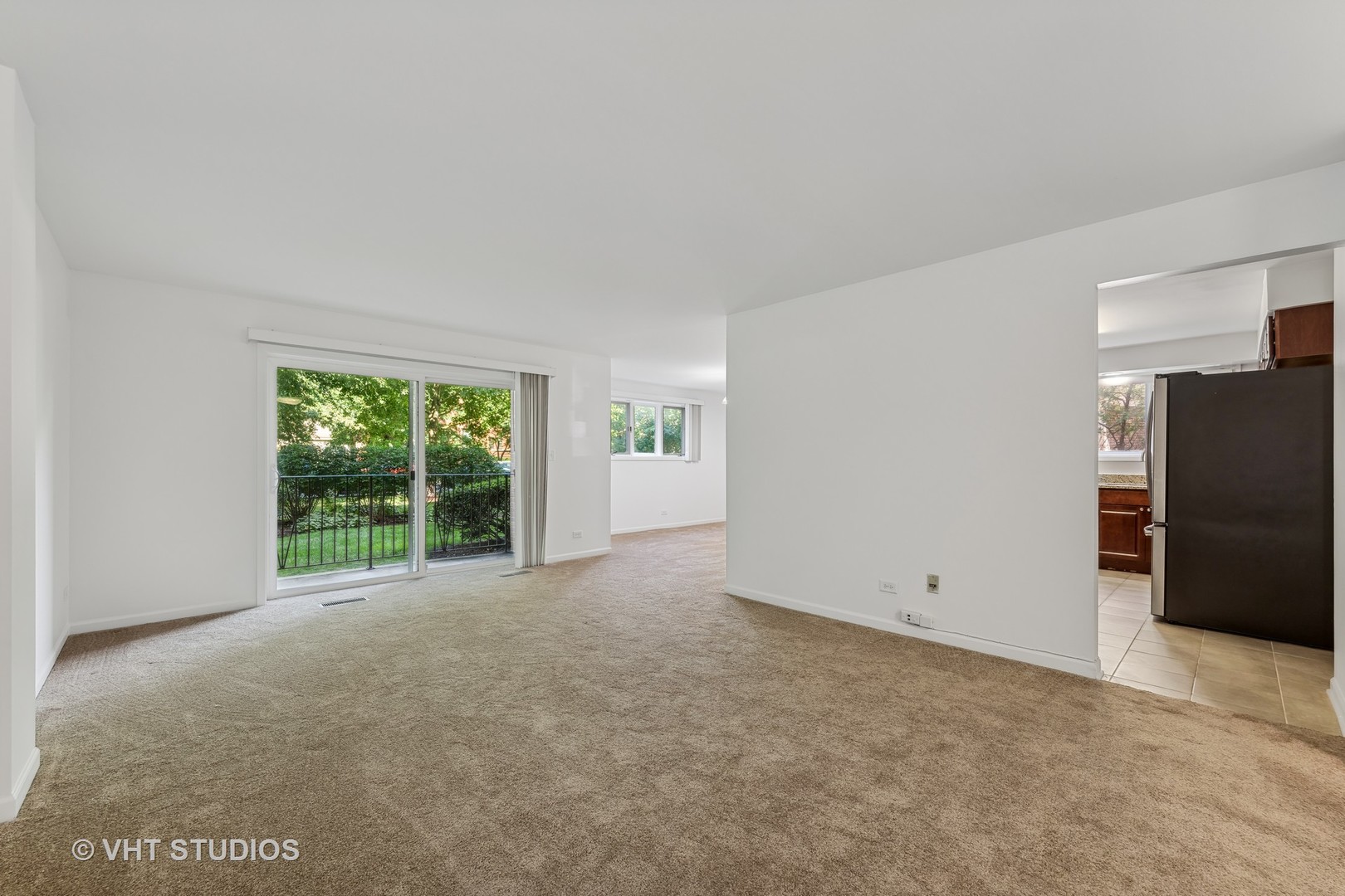 Homes for sale in Evanston, IL | 2001 Sherman Ave #101, Evanston, IL 60201 | MLS# 12255884