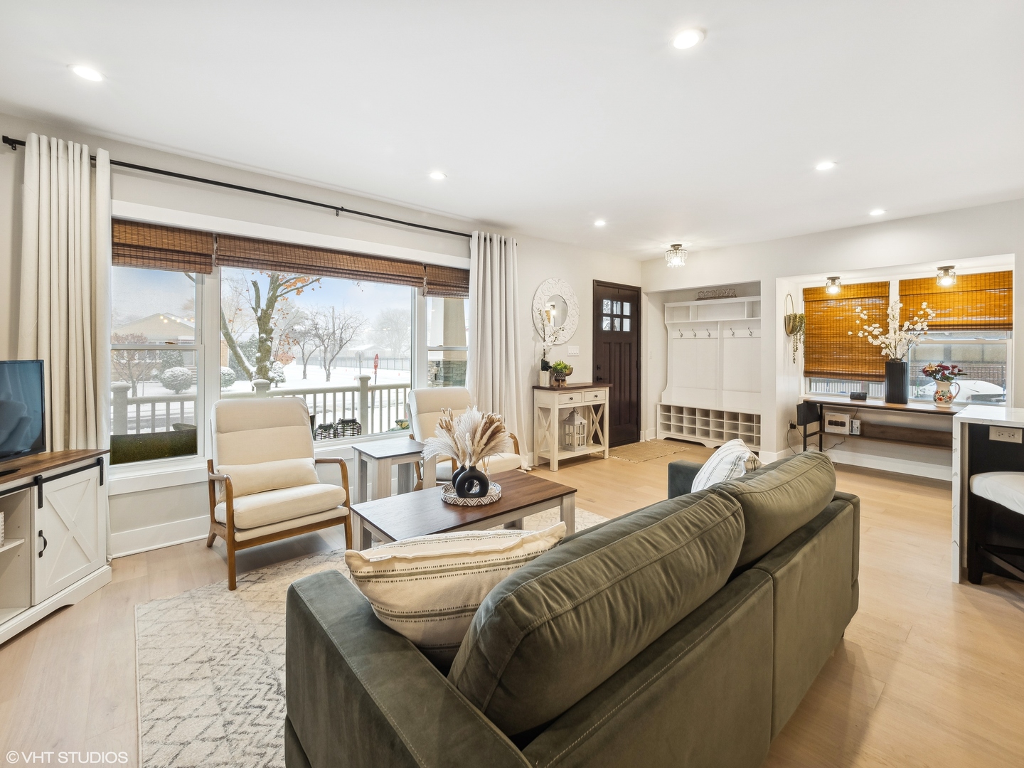 Homes for sale in Norridge, IL | 4300 N Oleander Ave, Norridge, IL 60706 | MLS# 12261302