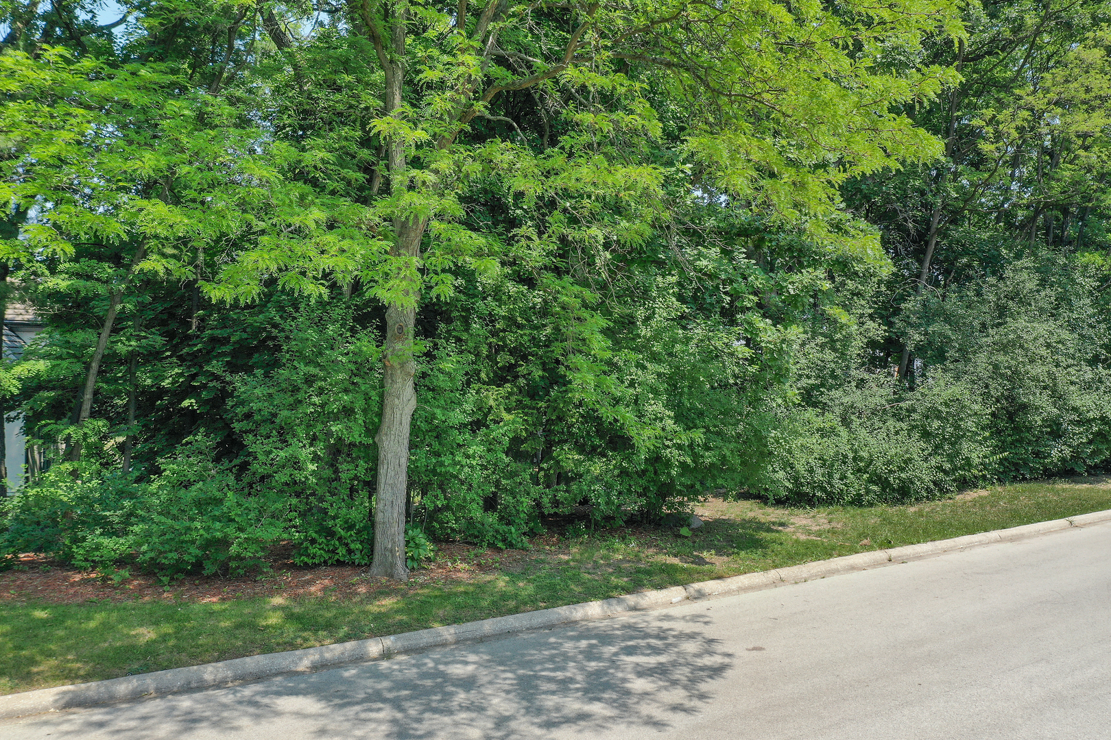 Homes for sale in Oak Brook, IL | 910 Saint Stephens Green, Oak Brook, IL 60523 | MLS# 12262642