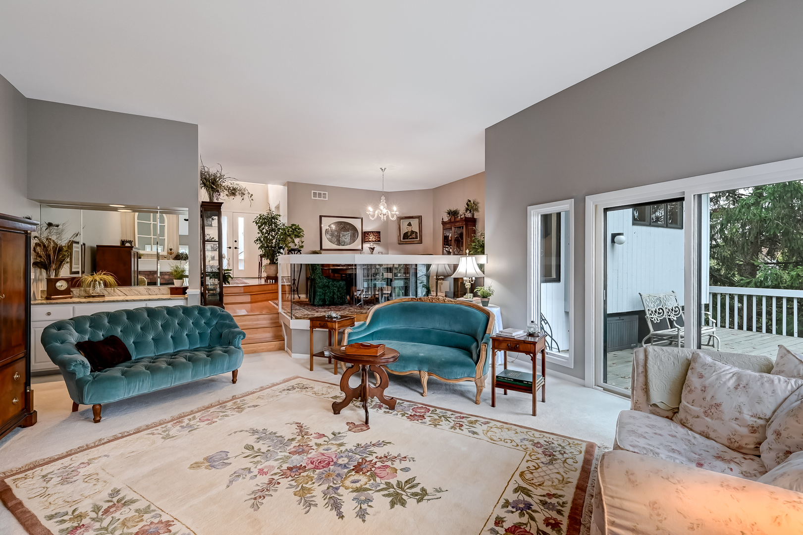 Homes for sale in Burr Ridge, IL | 12 Laurel Oak Ct, Burr Ridge, IL 60527 | MLS# 12263320