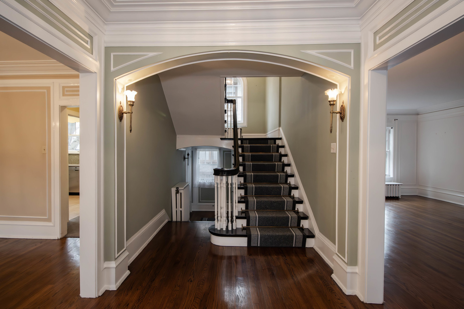 Homes for sale in Oak Park, IL | 601 Fair Oaks Ave, Oak Park, IL 60302 | MLS# 12268308