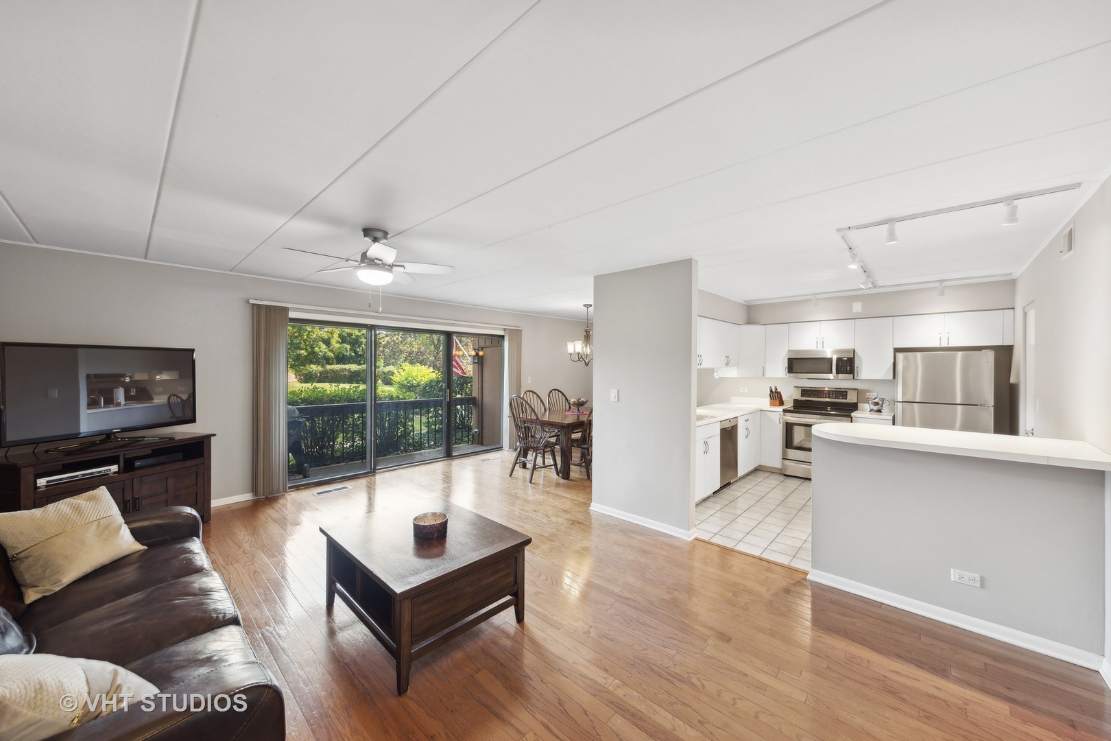 Homes for sale in Burr Ridge, IL | 8066 Garfield Ave #2, Burr Ridge, IL 60527 | MLS# 12326429