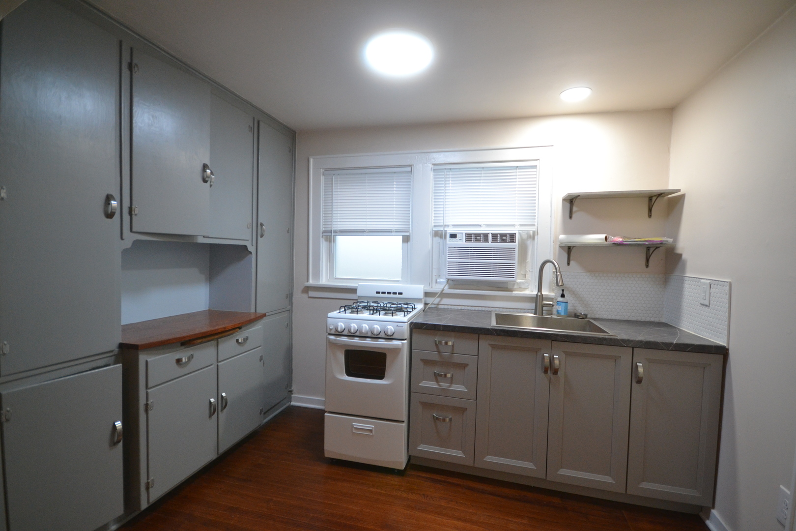 Homes for sale in Dekalb, IL | 705 N 6Th St, Dekalb, IL 60115 | MLS# 12327396