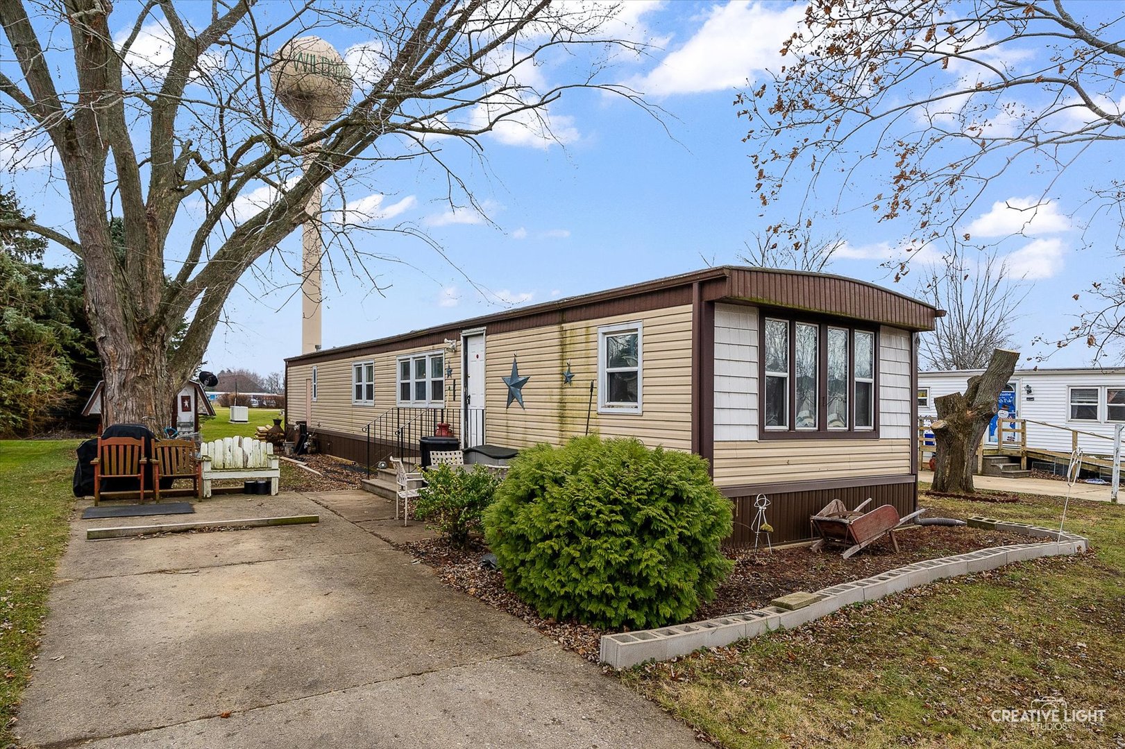 Homes for sale in Sandwich, IL | 5 Hickory Ln, Sandwich, IL 60548 | MLS# 12327519