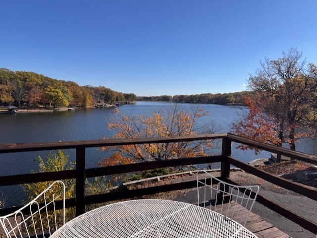 Homes for sale in Putnam, IL | 20 Chairtree Ct, Putnam, IL 61560 | MLS# 12329204