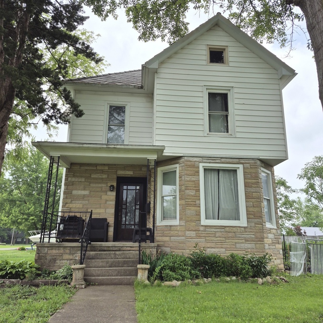 Homes for sale in Cullom, IL | 305 E Jackson St, Cullom, IL 60929 | MLS# 12348655