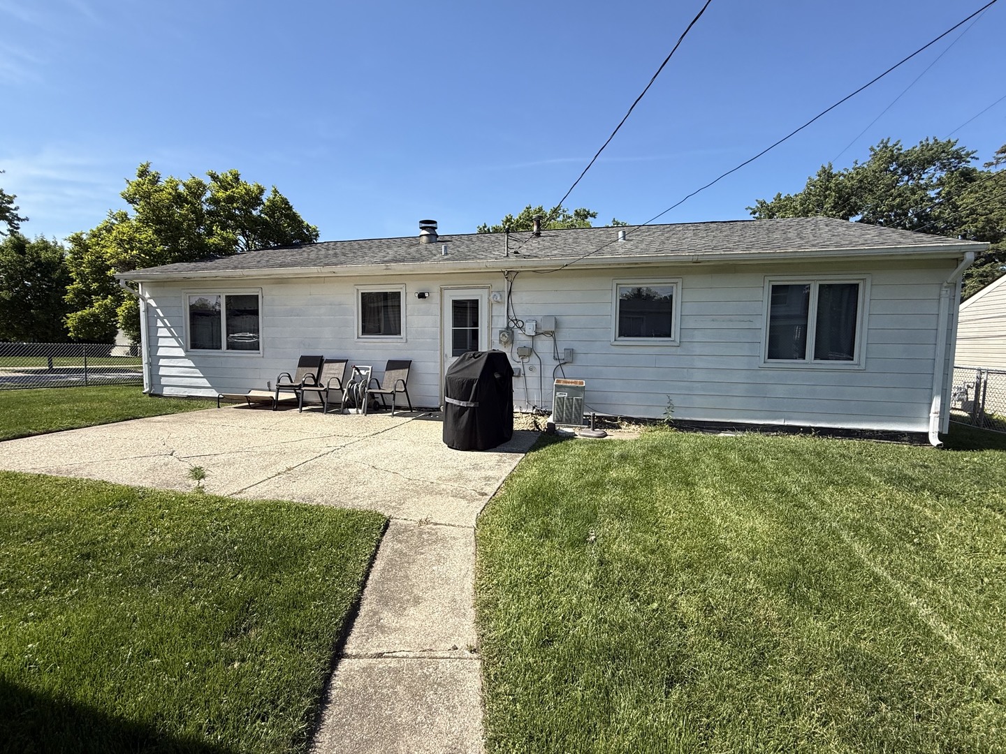Homes for sale in Oak Forest, IL | 5199 Elmwood Rd, Oak Forest, IL 60452 | MLS# 12365015