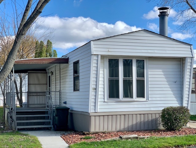 Homes for sale in West Chicago, IL | 27W370 Geneva Rd #13, West Chicago, IL 60185 | MLS# 12368415