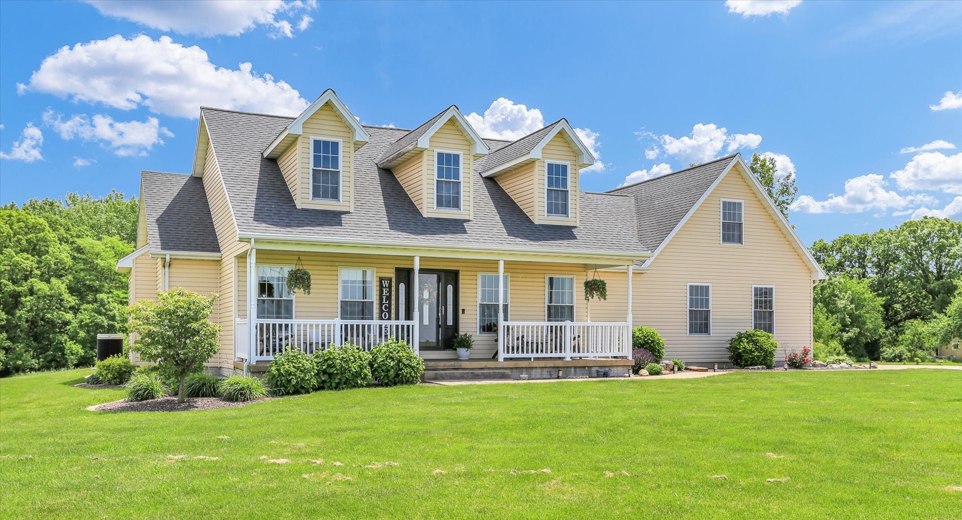 Homes for sale in Tuscola, IL | 1228 N County Road 530 E Road, Tuscola, IL 61953 | MLS# 12368522