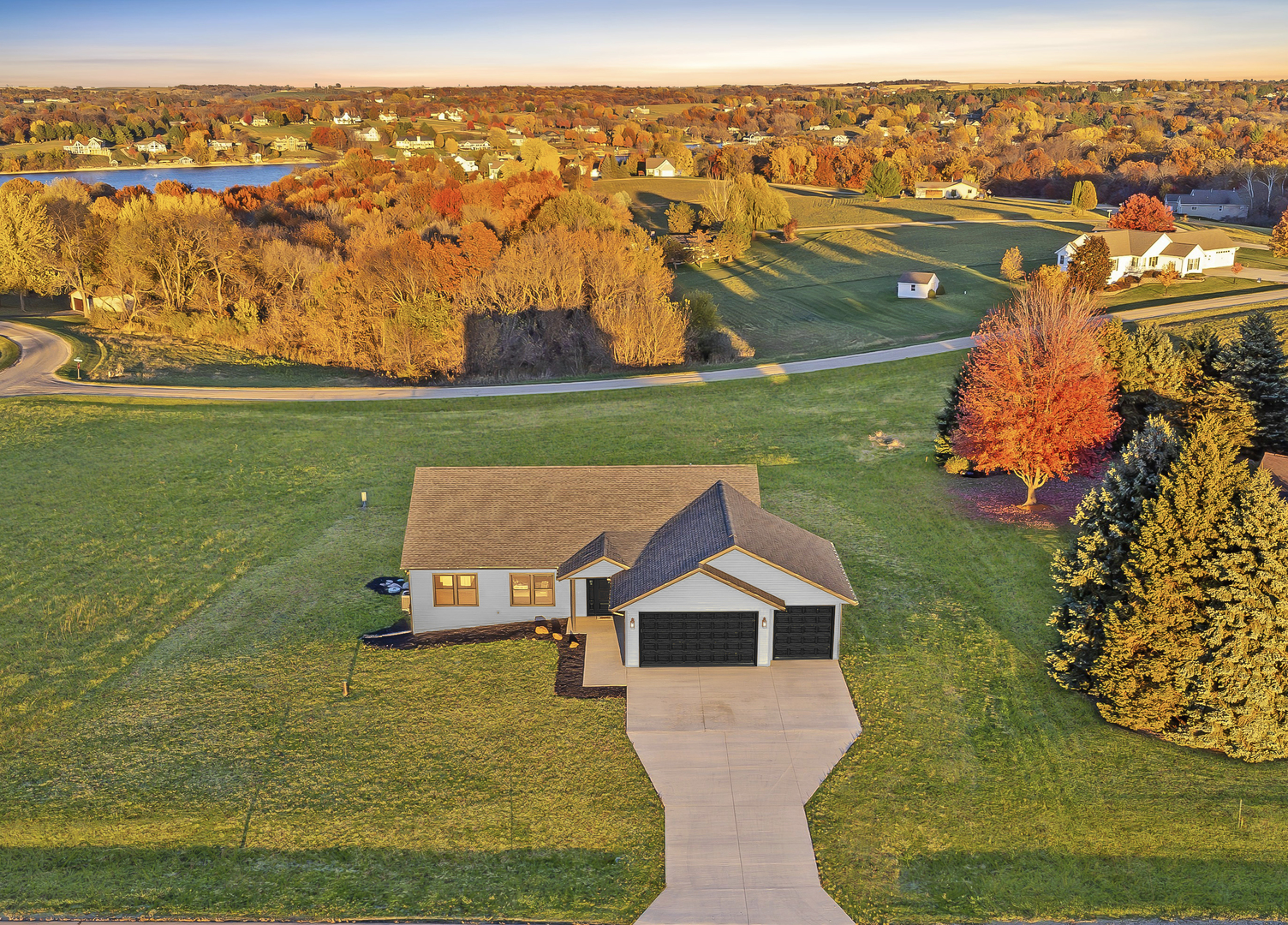 Homes for sale in Lake Carroll, IL | 17 95 Lake Carroll Blvd, Lake Carroll, IL 61046 | MLS# 12370638