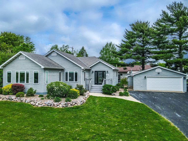 Homes for sale in Silver Lake, WI | 208 E Northwater St, Silver Lake, WI 53170 | MLS# 12373602