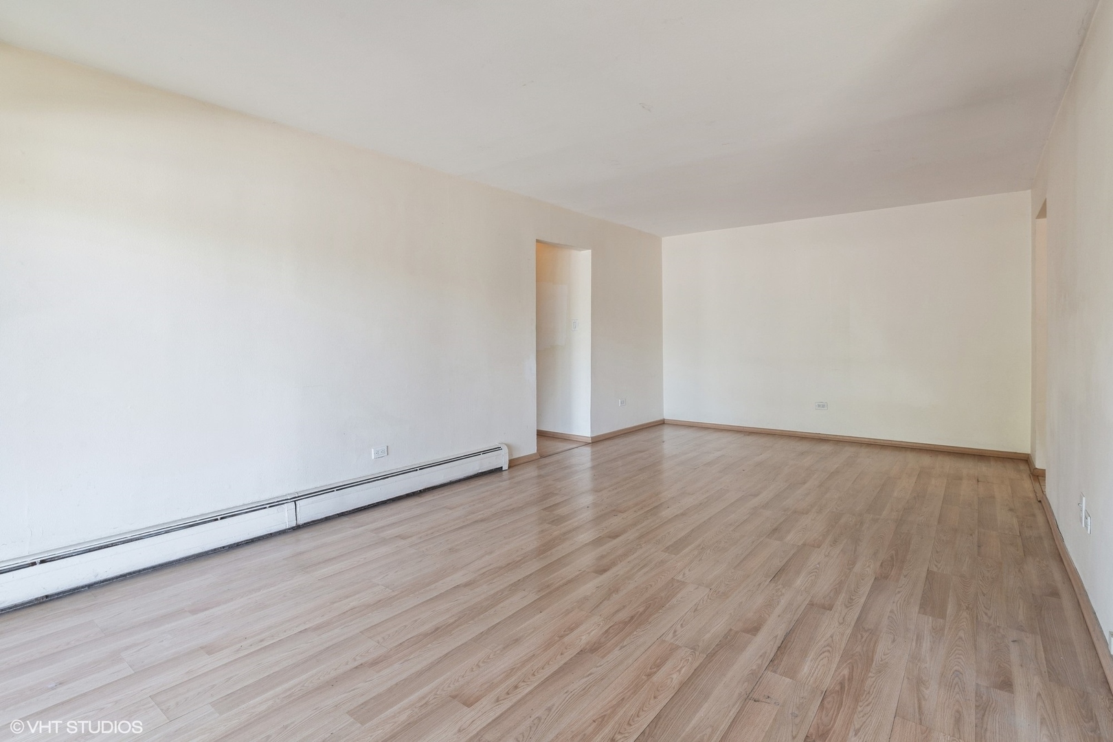 Homes for sale in Prospect Heights, IL | 942 E Old Willow Rd #101, Prospect Heights, IL 60070 | MLS# 12375272