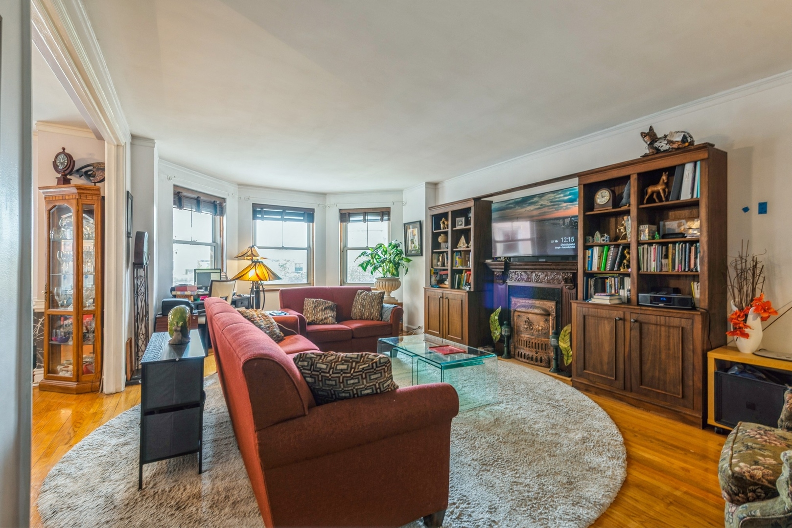 Homes for sale in Chicago, IL | 5555 N Sheridan Rd #309, Chicago, IL 60640 | MLS# 12384952