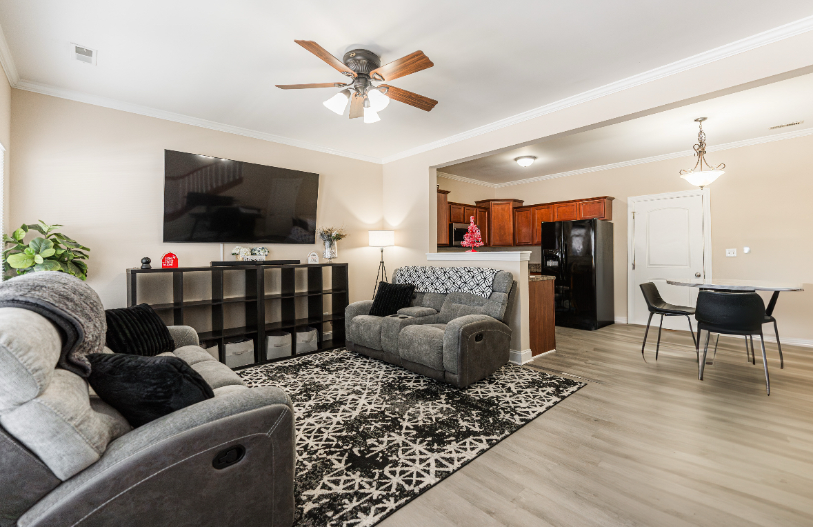 Homes for sale in Dekalb, IL | 301 Par Five Unit B Dr, Dekalb, IL 60115 | MLS# 12385971