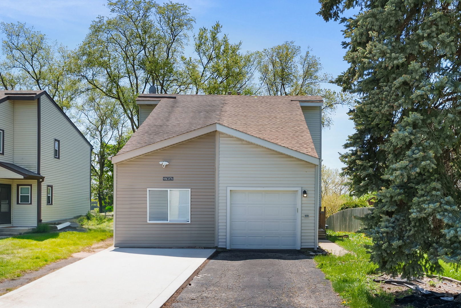 Homes for sale in Winfield, IL | 27W149 Cooley Ave, Winfield, IL 60190 | MLS# 12388865