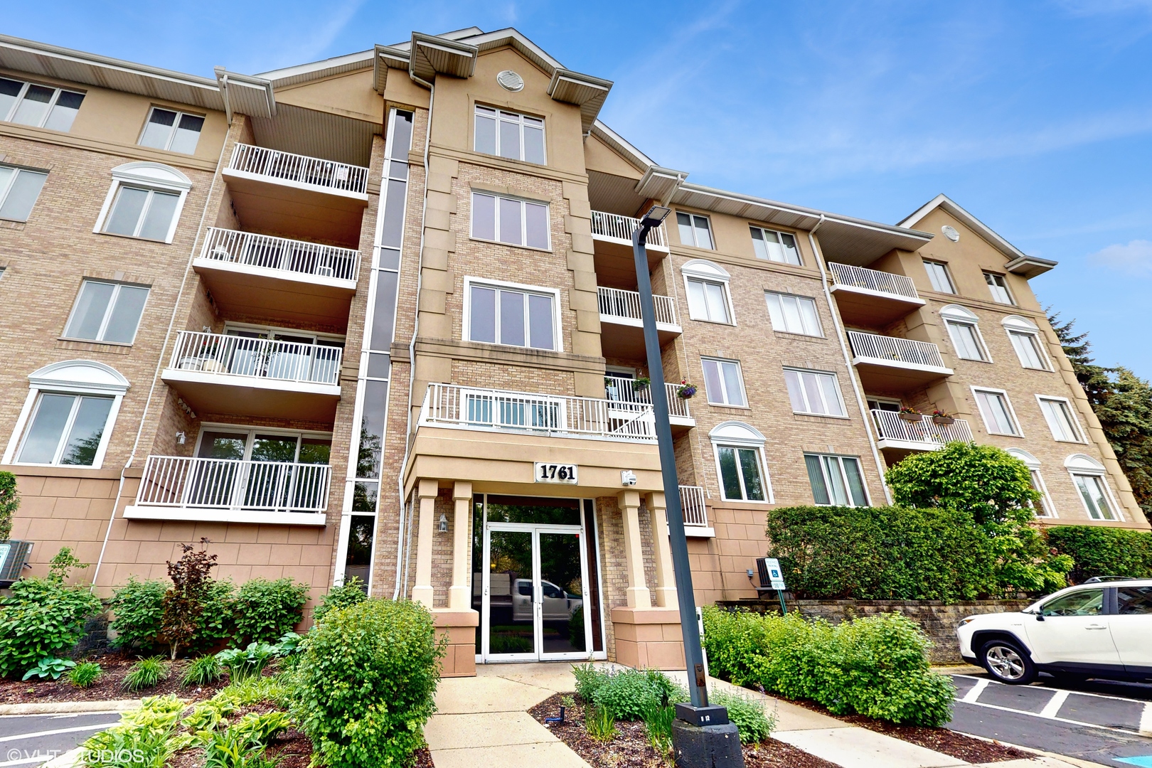Homes for sale in Park Ridge, IL | 1761 Pavilion Wy #506, Park Ridge, IL 60068 | MLS# 12395491