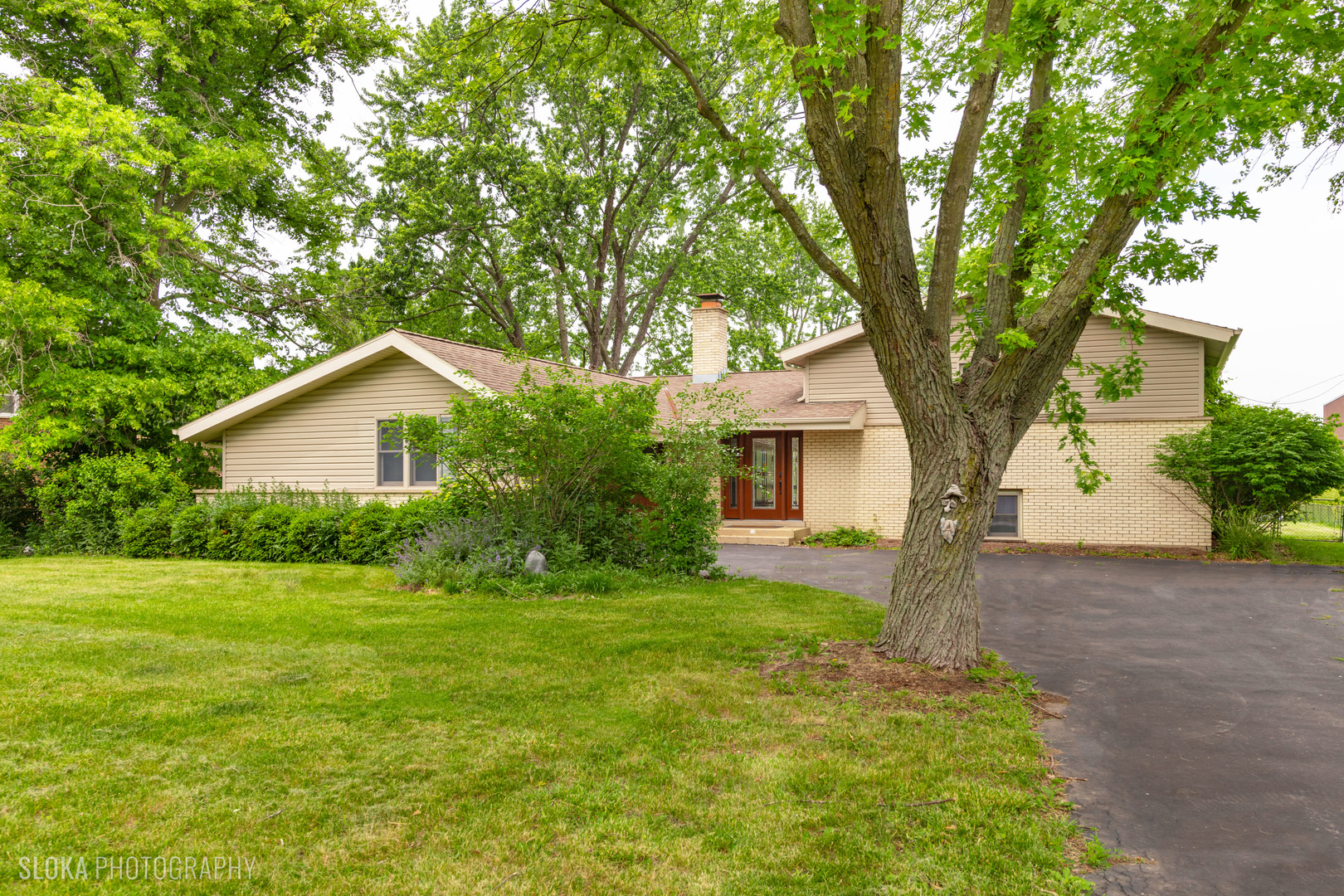 Homes for sale in Lombard, IL | 21W724 Park Ave, Lombard, IL 60148 | MLS# 12398175