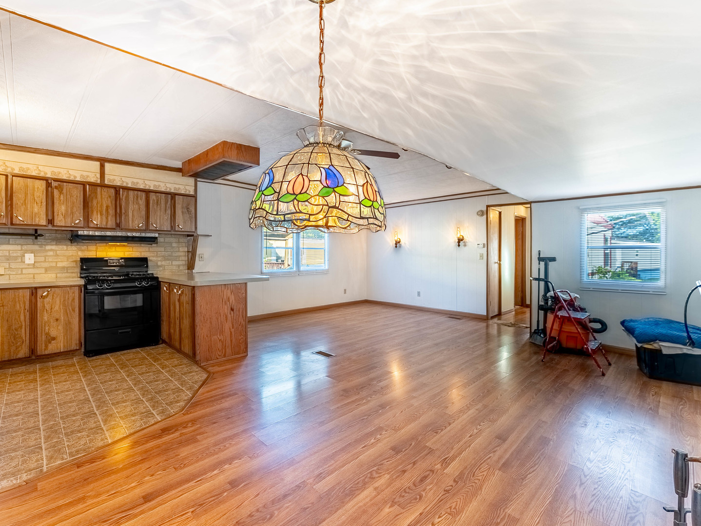 Homes for sale in Sycamore, IL | 2571 Lilac Ln, Sycamore, IL 60178 | MLS# 12400846