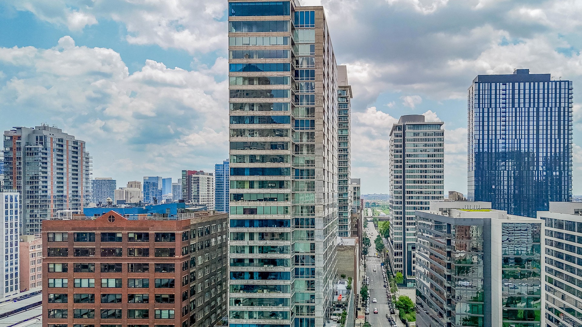 Homes for sale in Chicago, IL | 611 S Wells St #2301, Chicago, IL 60607 | MLS# 12404541