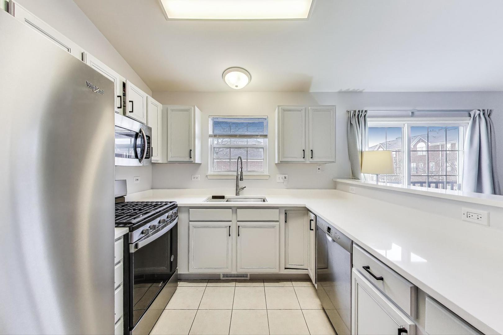 Homes for sale in Northbrook, IL | 1112 Kensington Dr #A2, Northbrook, IL 60062 | MLS# 12406482