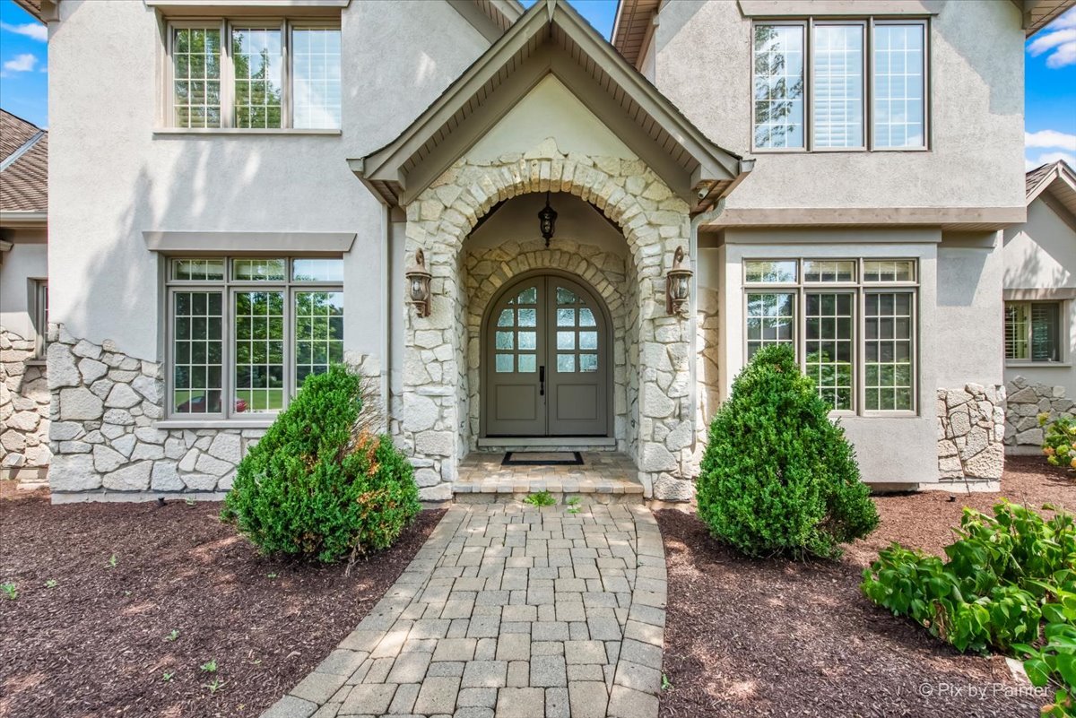 Homes for sale in Lakewood, IL | 6918 Inverway Dr, Lakewood, IL 60014 | MLS# 12408779