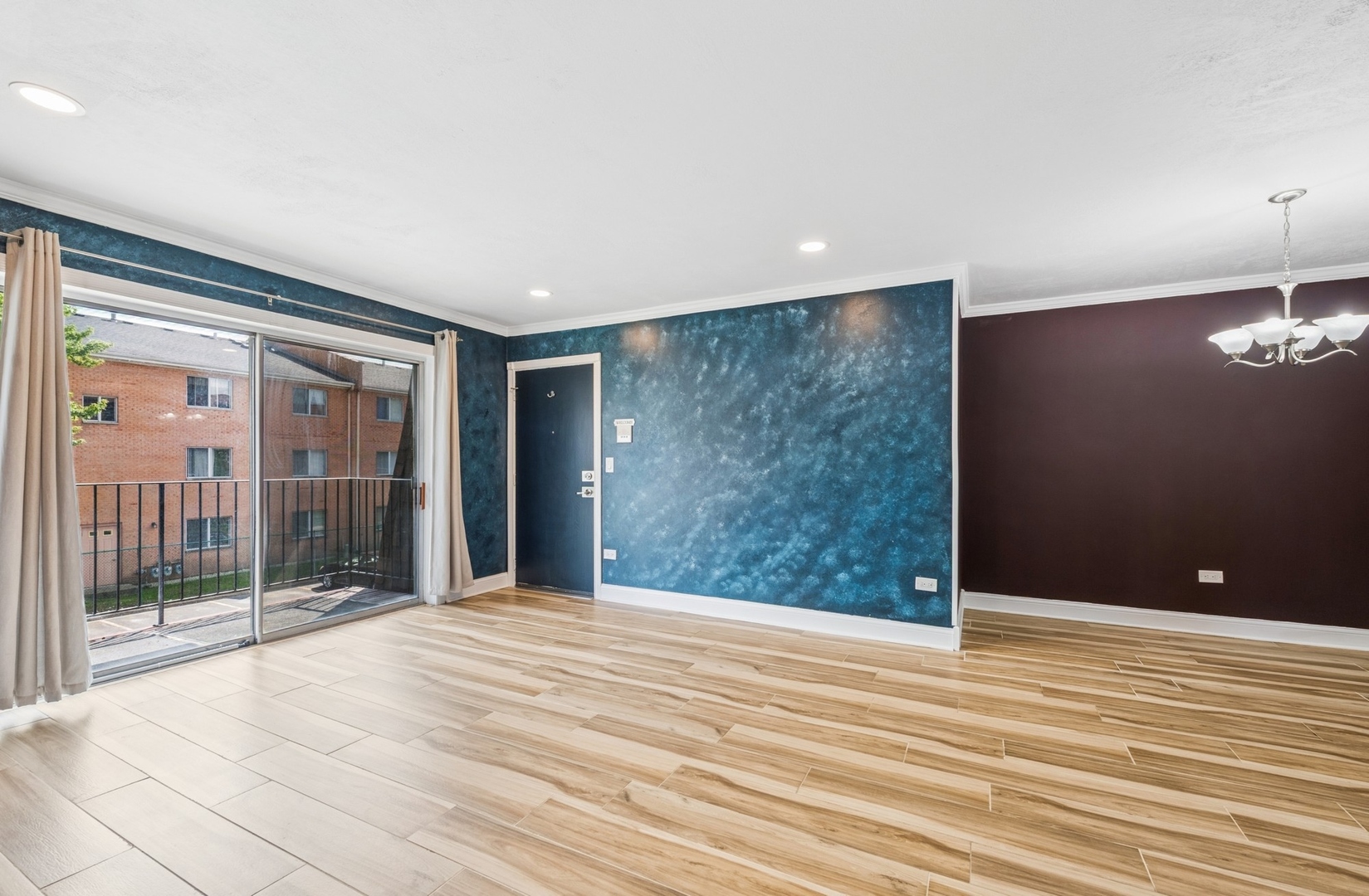 Homes for sale in Glenview, IL | 700 Cobblestone Cir #D, Glenview, IL 60025 | MLS# 12412473