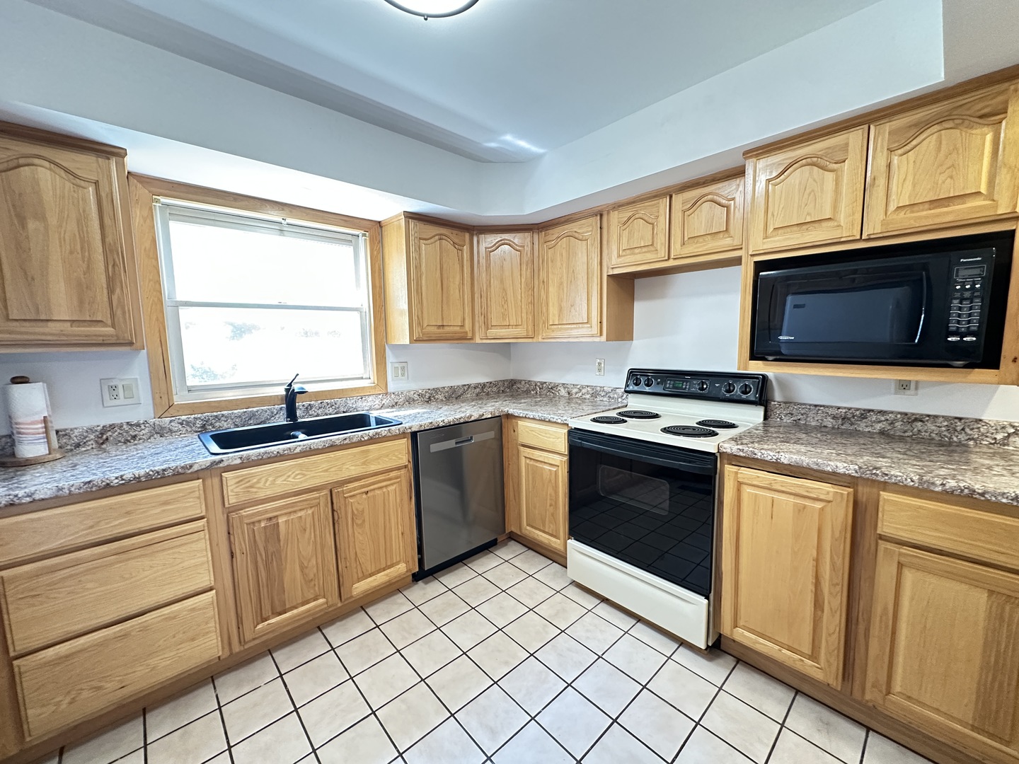 Homes for sale in Mansfield, IL | 101 E Illinois St, Mansfield, IL 61854 | MLS# 12418737