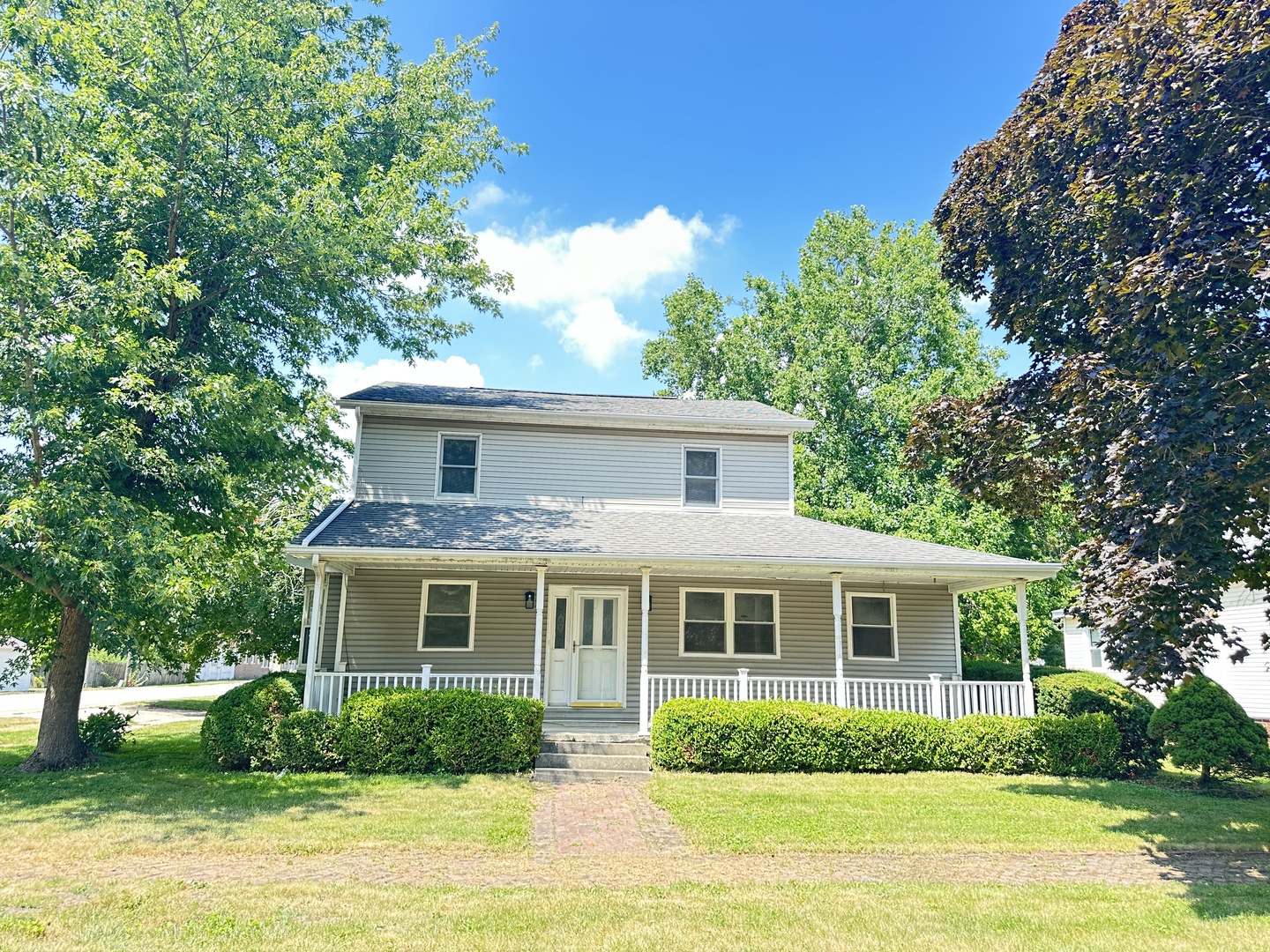 Homes for sale in Mansfield, IL | 101 E Illinois St, Mansfield, IL 61854 | MLS# 12418737