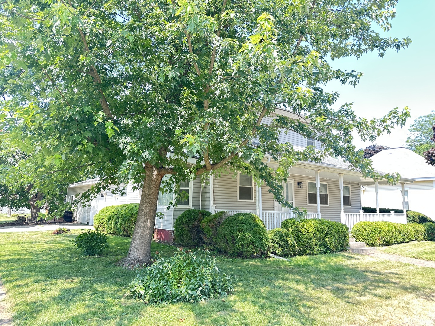 Homes for sale in Mansfield, IL | 101 E Illinois St, Mansfield, IL 61854 | MLS# 12418737