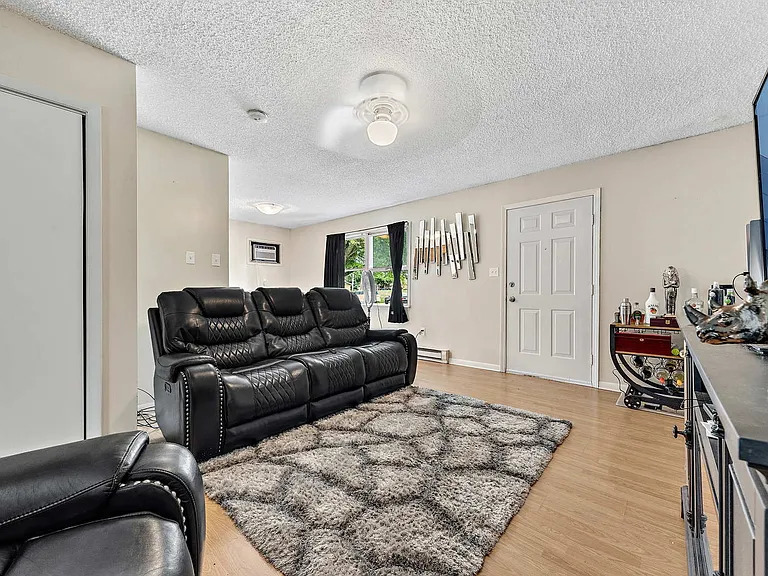 Homes for sale in Manteno, IL | 166 Keigher Dr, Manteno, IL 60950 | MLS# 12420478