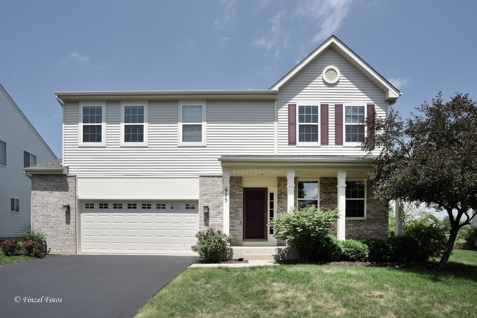 Homes for sale in Pingree Grove, IL | 975 Valley Stream Dr, Pingree Grove, IL 60140 | MLS# 12421184