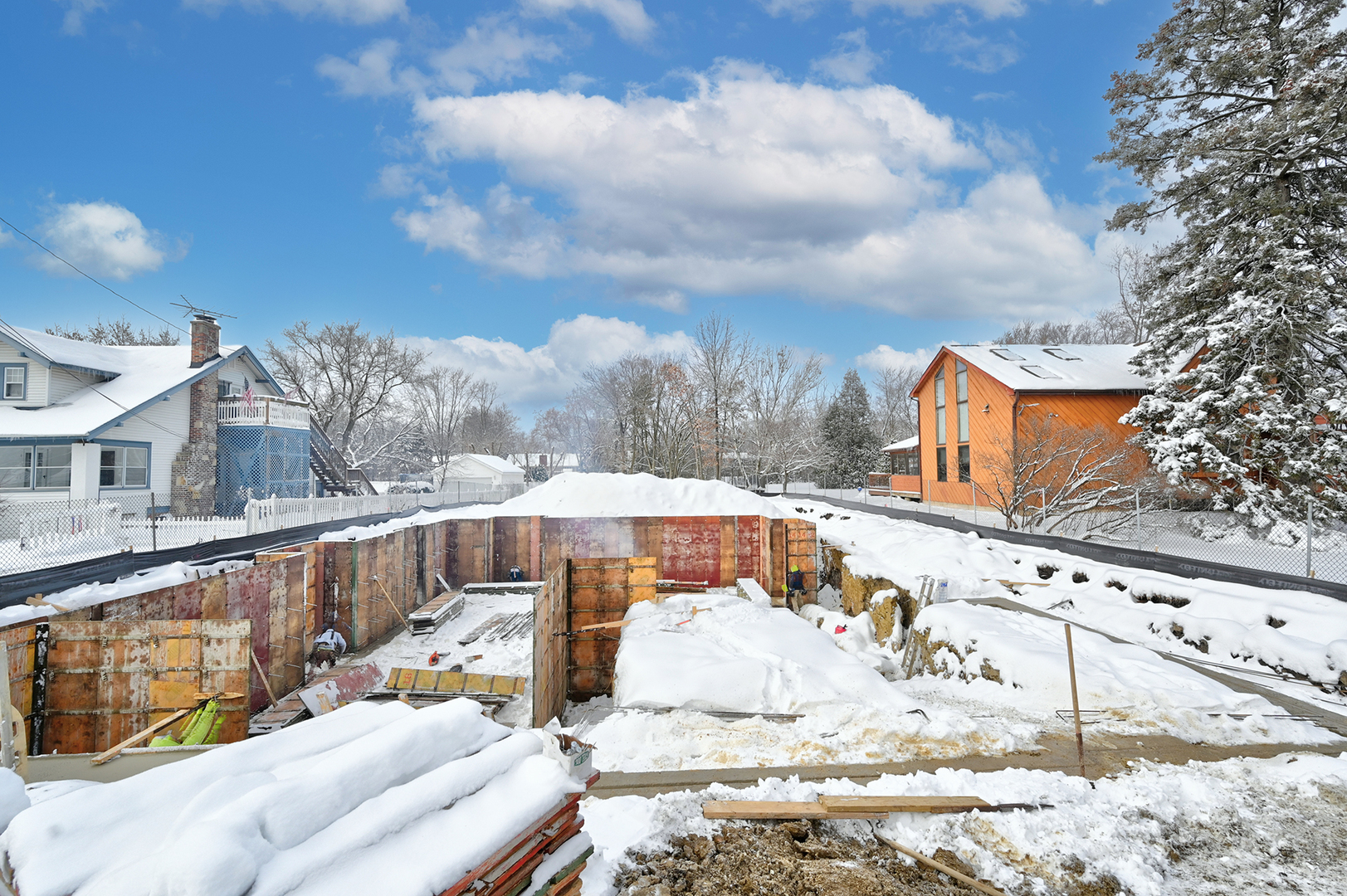 Homes for sale in Willowbrook, IL | 6136 Bentley Ave, Willowbrook, IL 60527 | MLS# 12429066