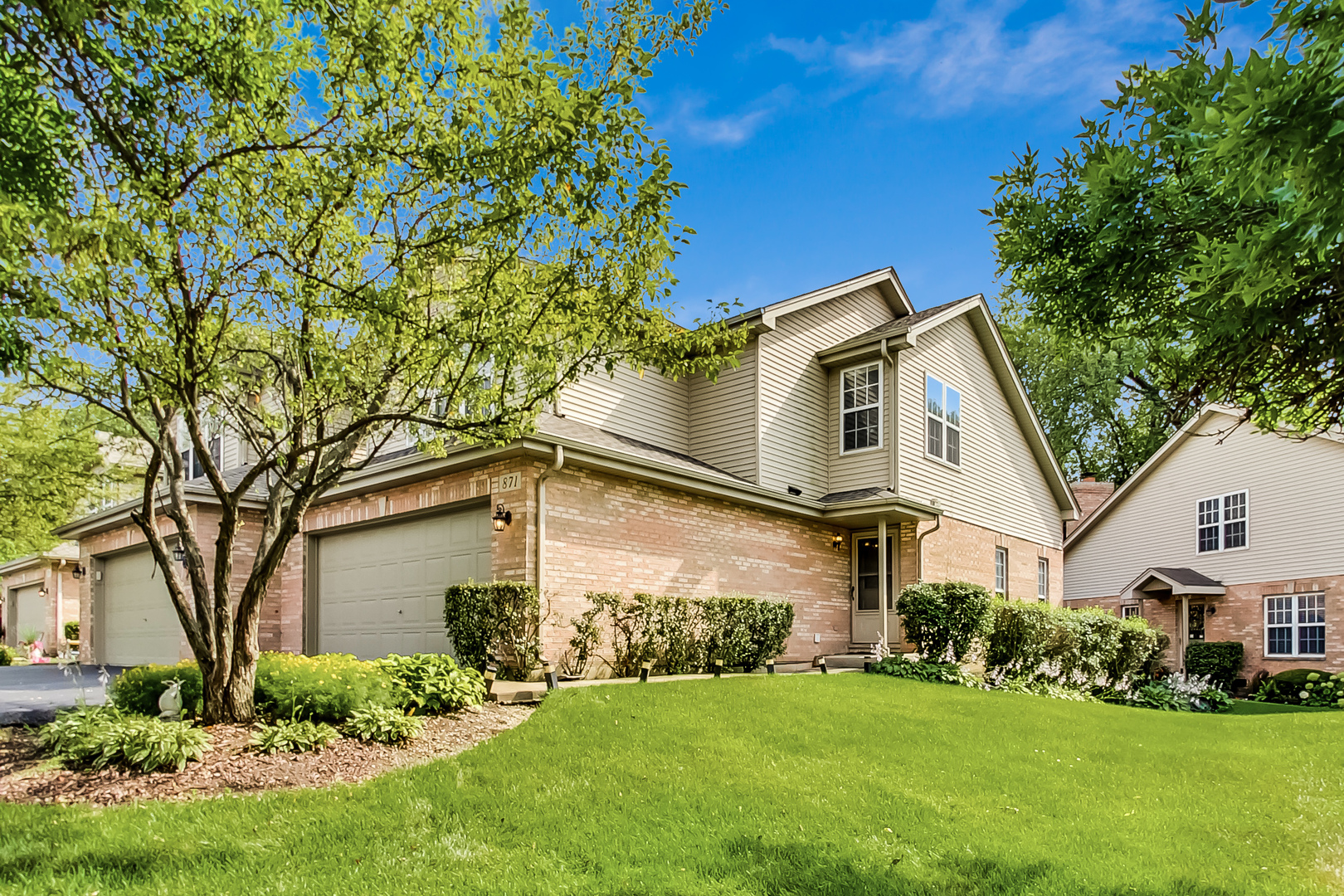 1st image of 871 Rosebud Ct, Roselle, IL 60172 | MLS# 12434217