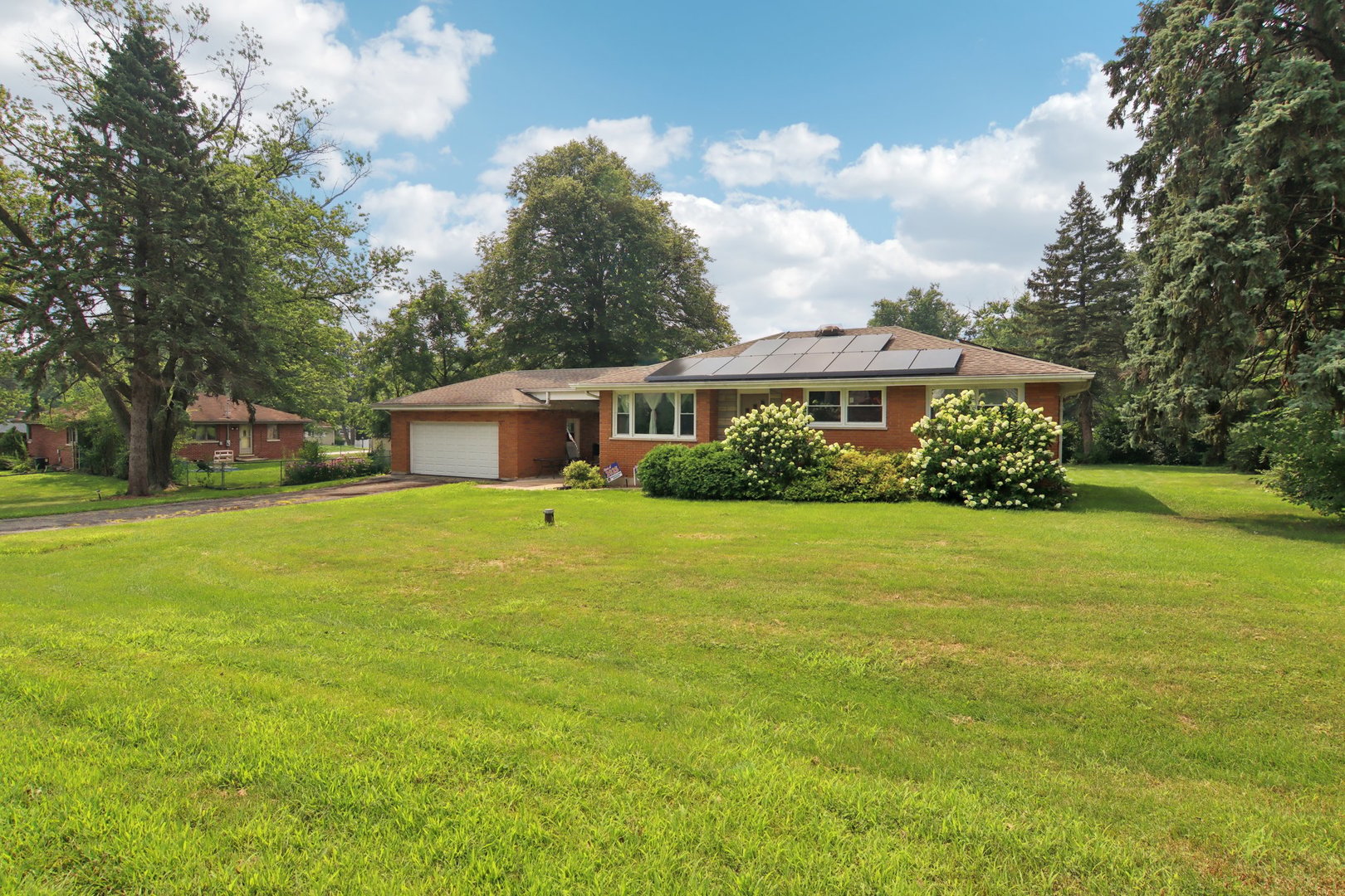 3rd image of 23W285 Armitage Ave, Glen Ellyn, IL 60137 | MLS# 12436908