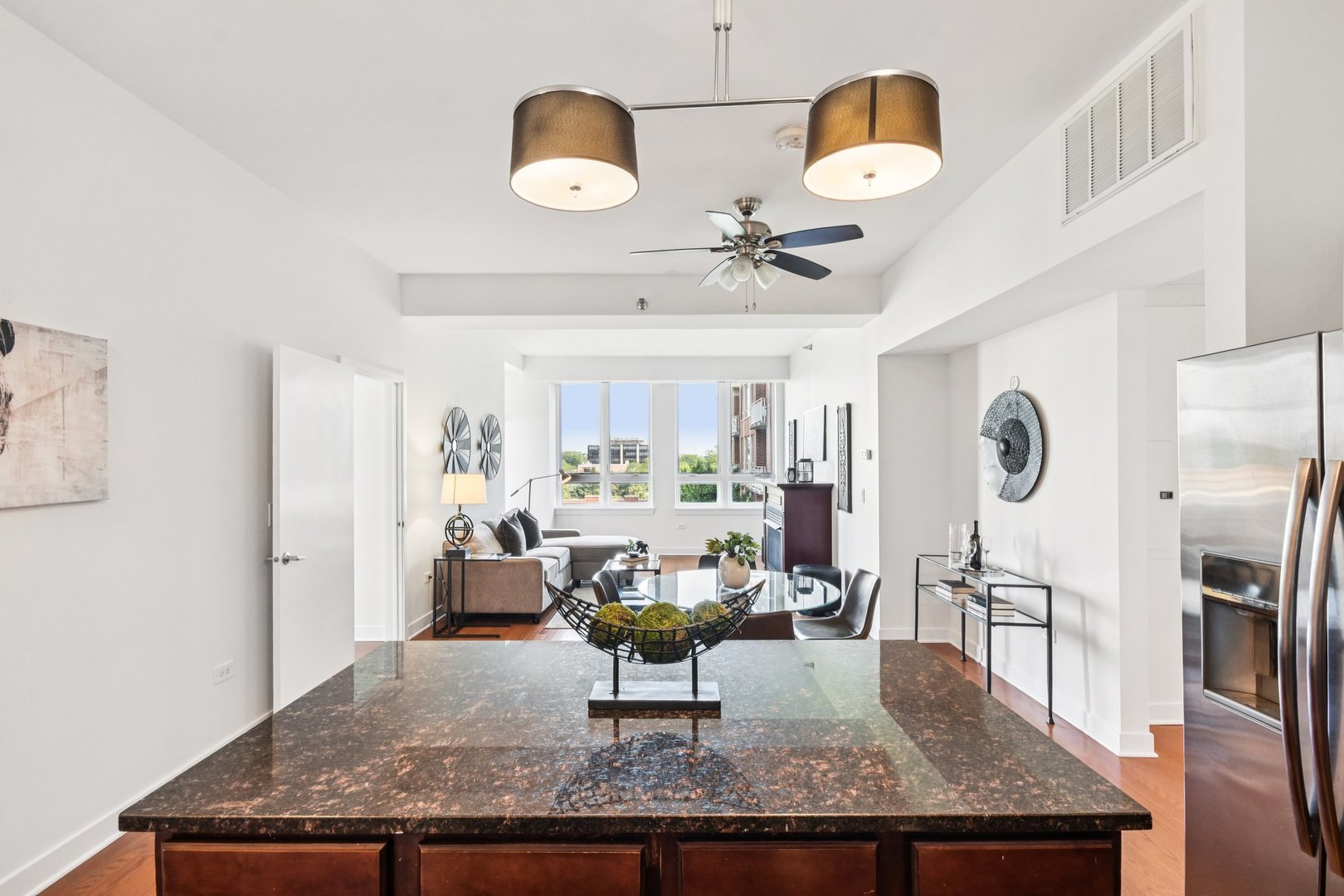 Homes for sale in Chicago, IL | 6000 N Cicero Ave #410, Chicago, IL 60646 | MLS# 12439222