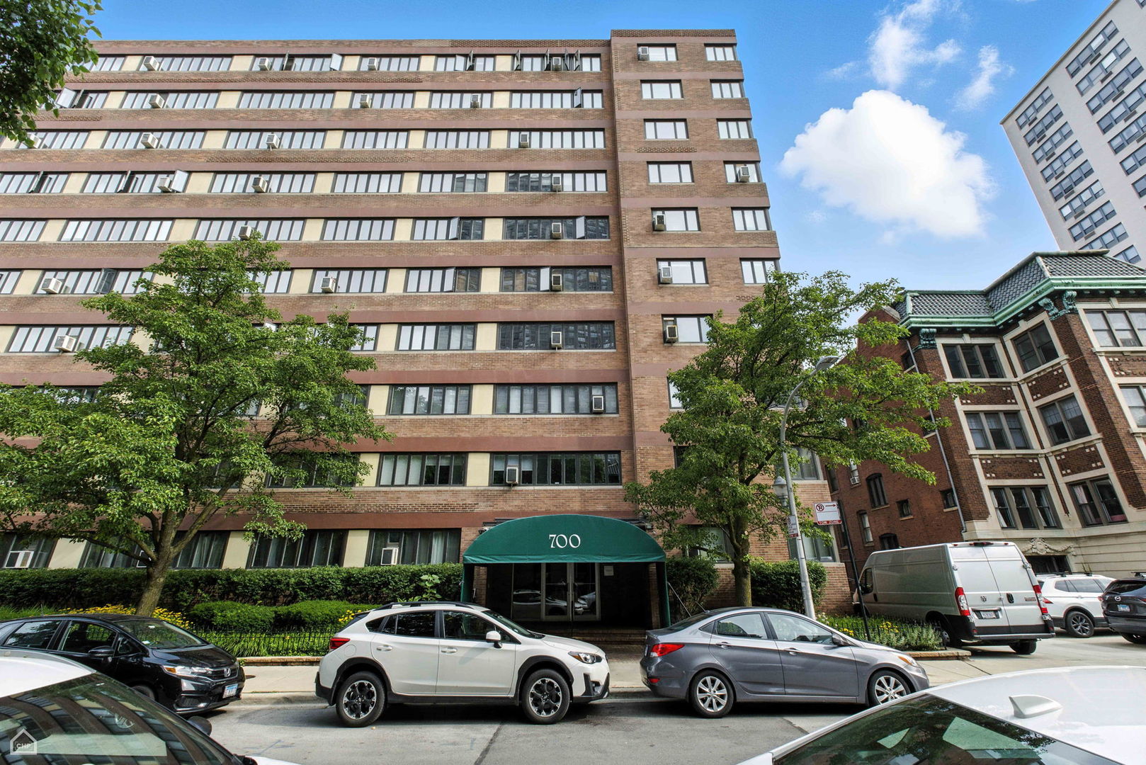 1st image of 700 W Bittersweet Pl #904, Chicago, IL 60613 | MLS# 12441234