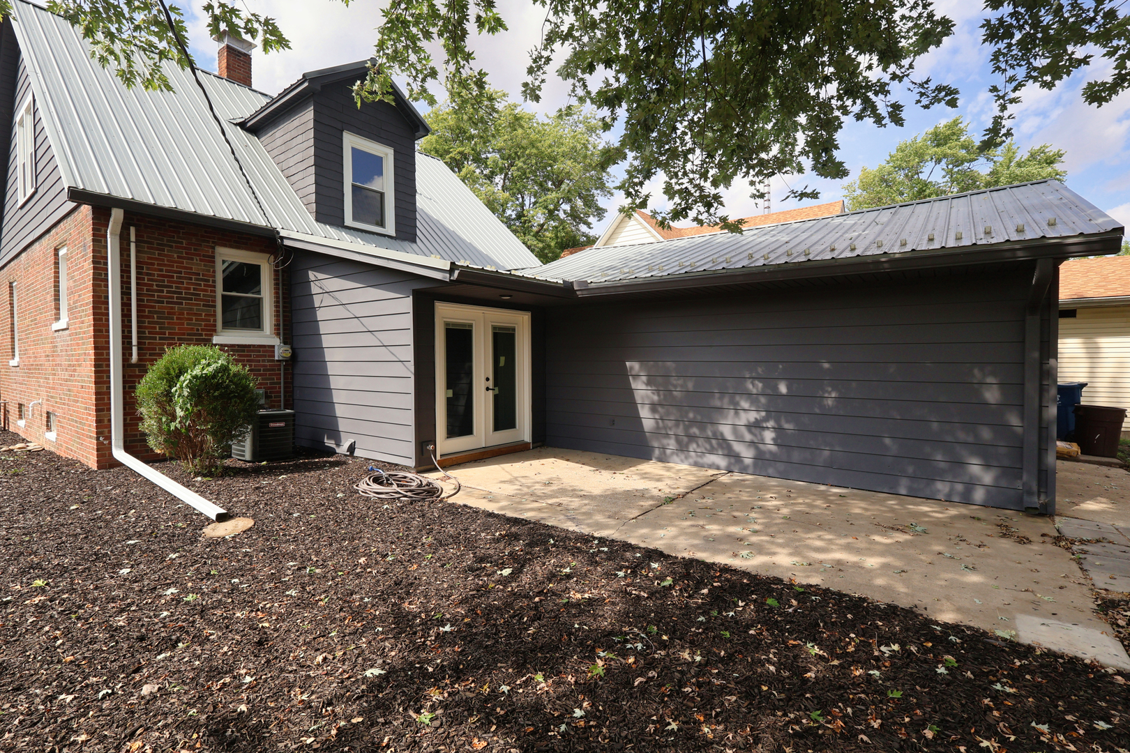 Homes for sale in Flanagan, IL | 410 S Main St, Flanagan, IL 61740 | MLS# 12446162