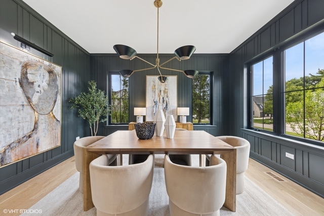 Homes for sale in Hinsdale, IL | 5545 S Stough St, Hinsdale, IL 60521 | MLS# 12457149