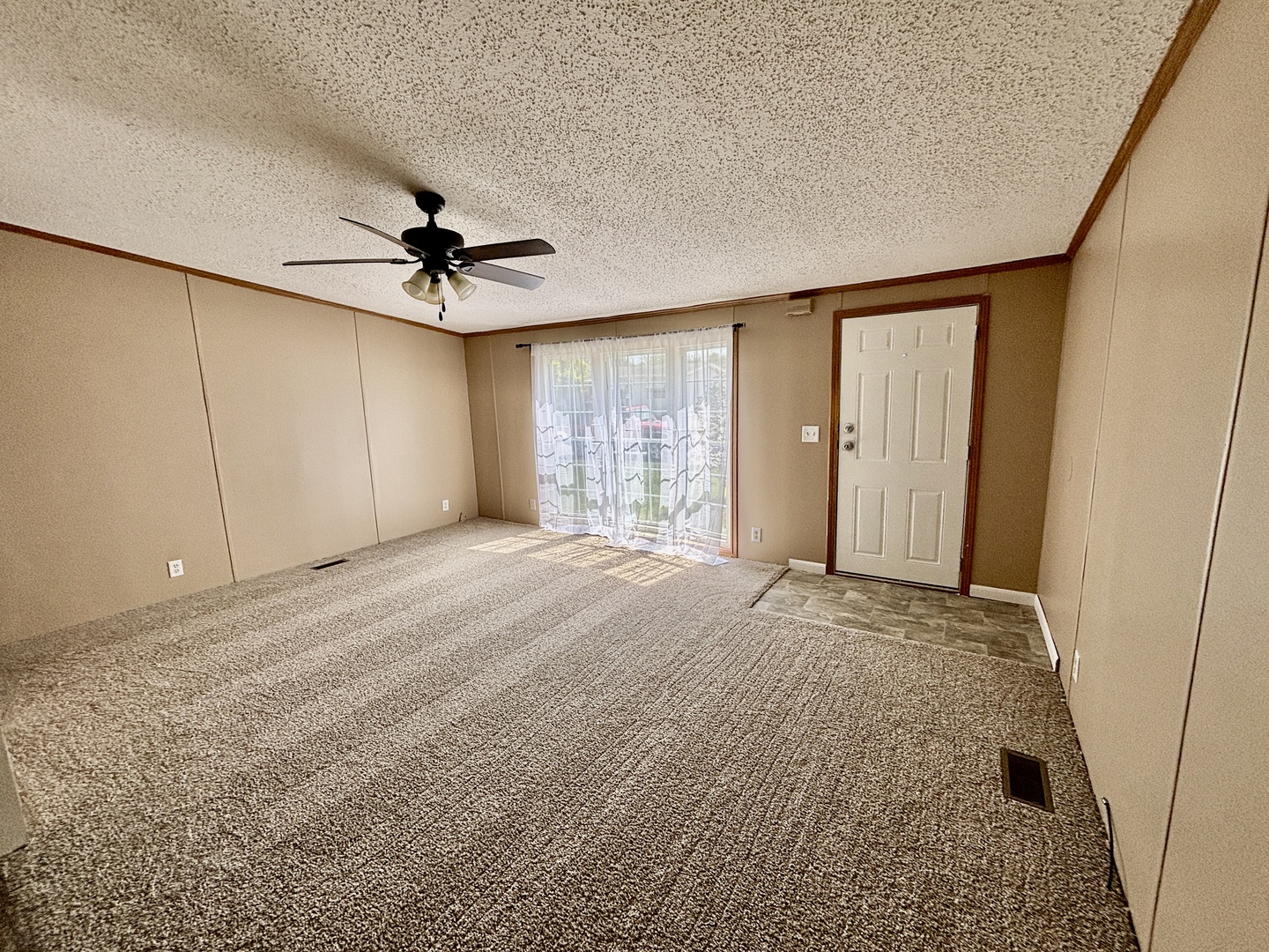 Homes for sale in Rockton, IL | 5382 Ebonywood Ln, Rockton, IL 61072 | MLS# 12460863