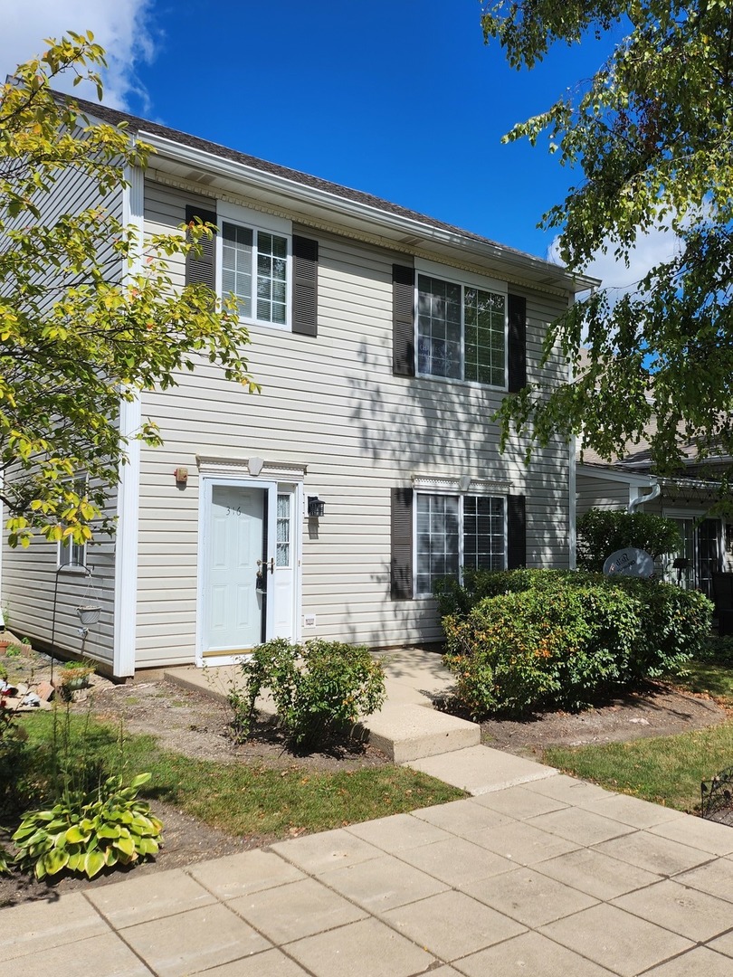 Homes for sale in North Aurora, IL | 316 E Victoria Cir #316, North Aurora, IL 60542 | MLS# 12464976