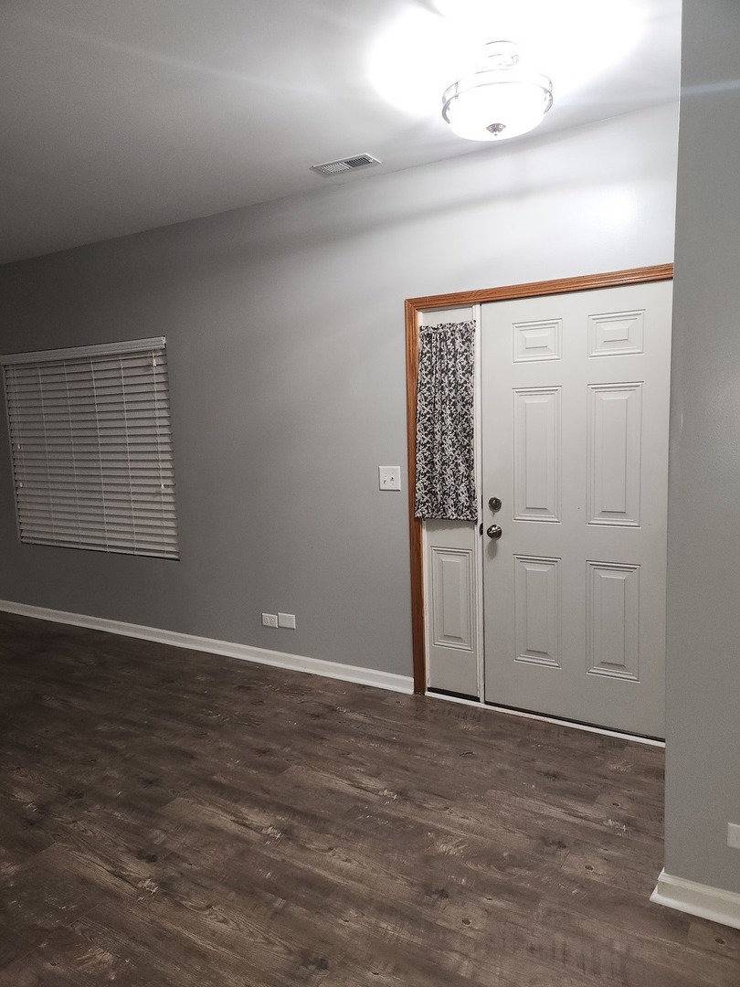 Homes for sale in North Aurora, IL | 316 E Victoria Cir #316, North Aurora, IL 60542 | MLS# 12464976