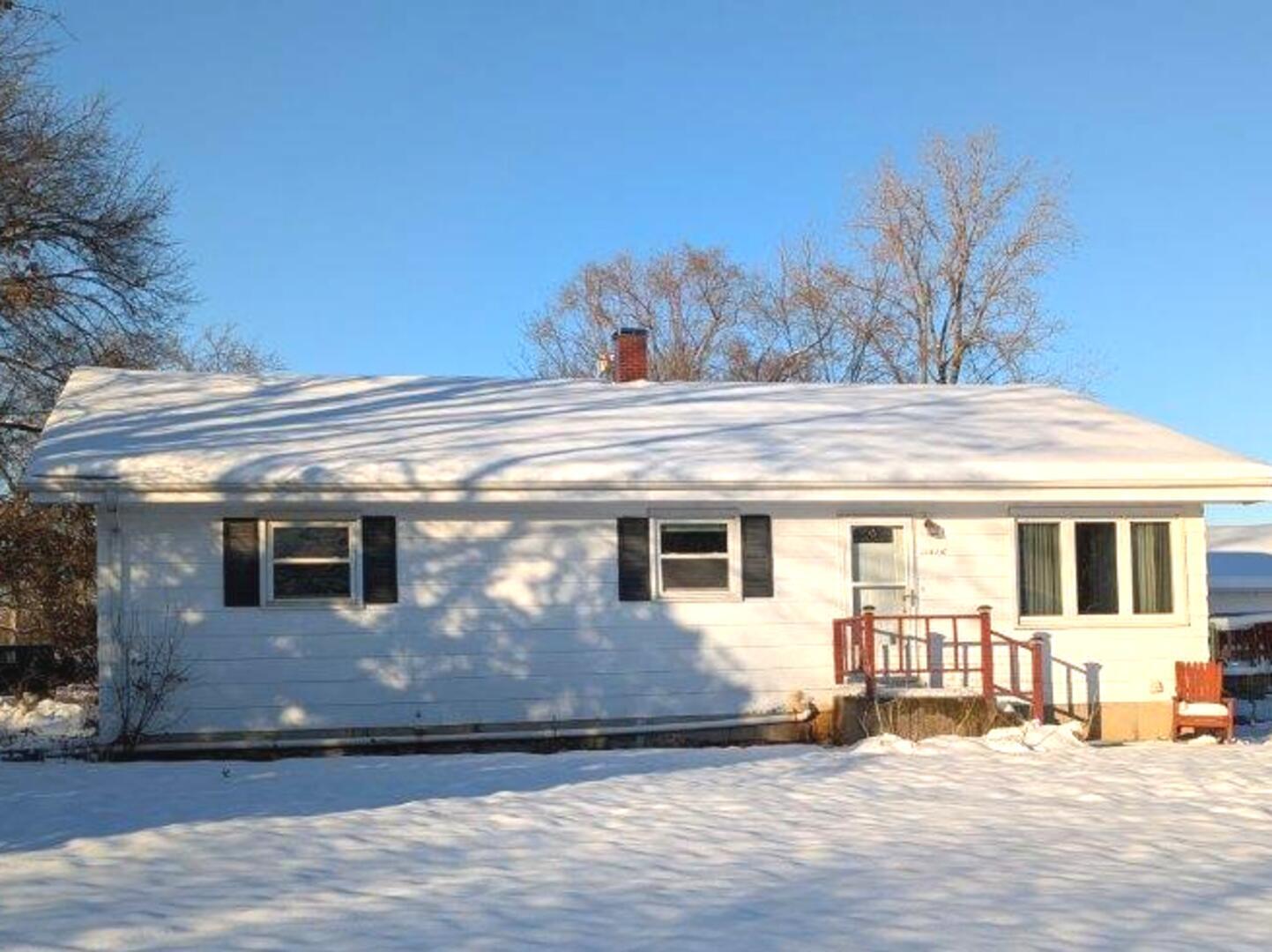 Homes for sale in Lombard, IL | 21W230 Pershing Ave, Lombard, IL 60148 | MLS# 12465408