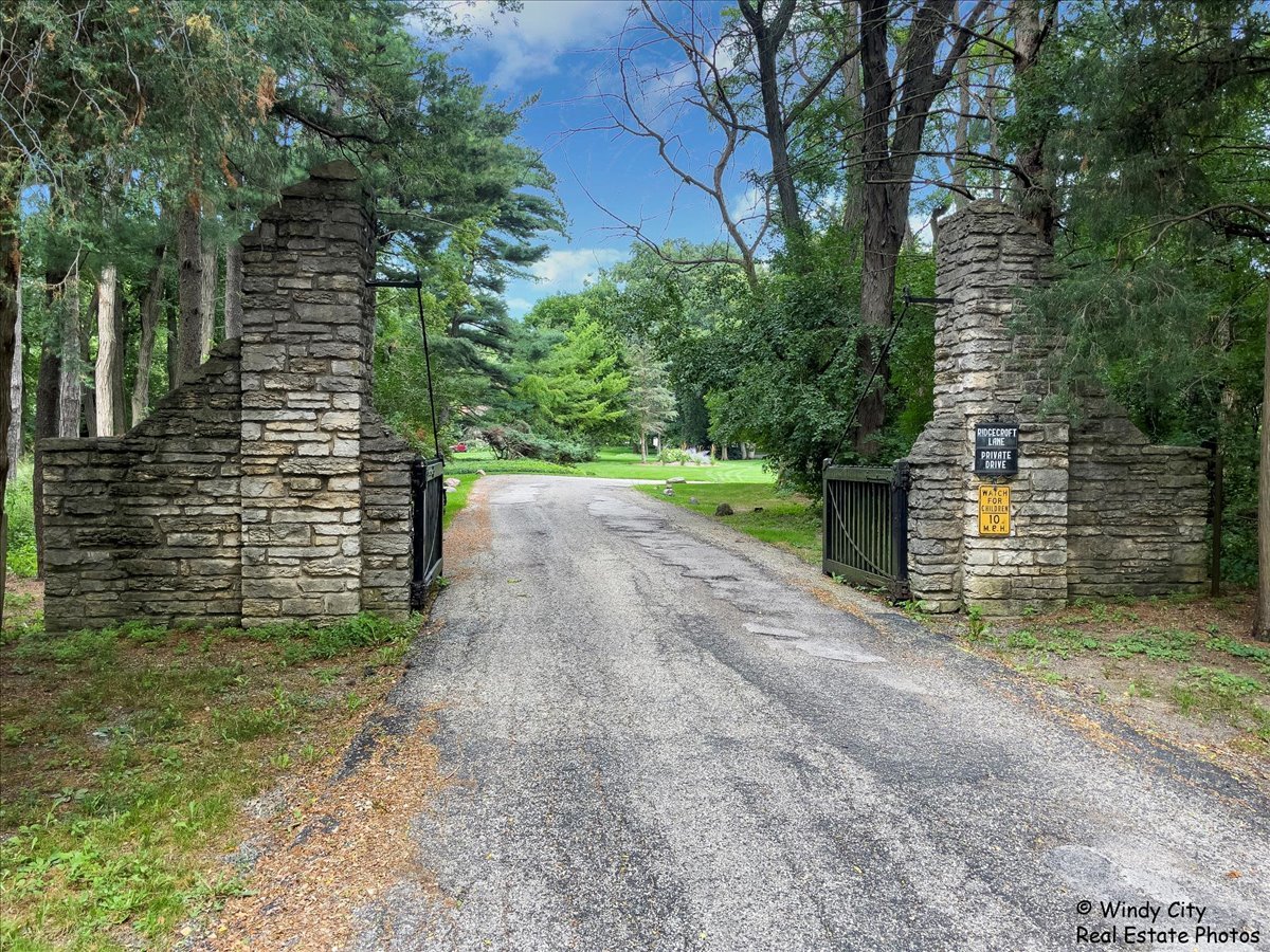 Homes for sale in Barrington Hills, IL | 80a Ridgecroft Ln, Barrington Hills, IL 60010 | MLS# 12466270
