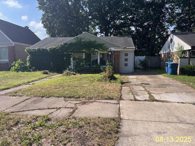 Homes for sale in Calumet City, IL | 17 167th Pl, Calumet City, IL 60409 | MLS# 12467441