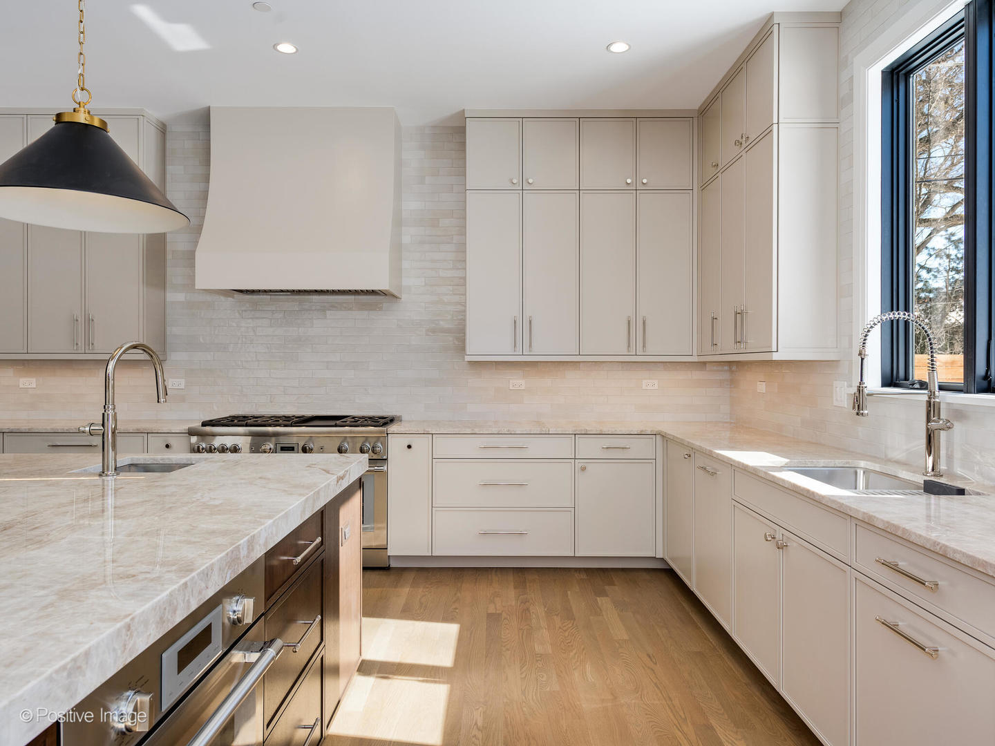 Homes for sale in Wilmette, IL | 414 Laurel Ave, Wilmette, IL 60091 | MLS# 12469720