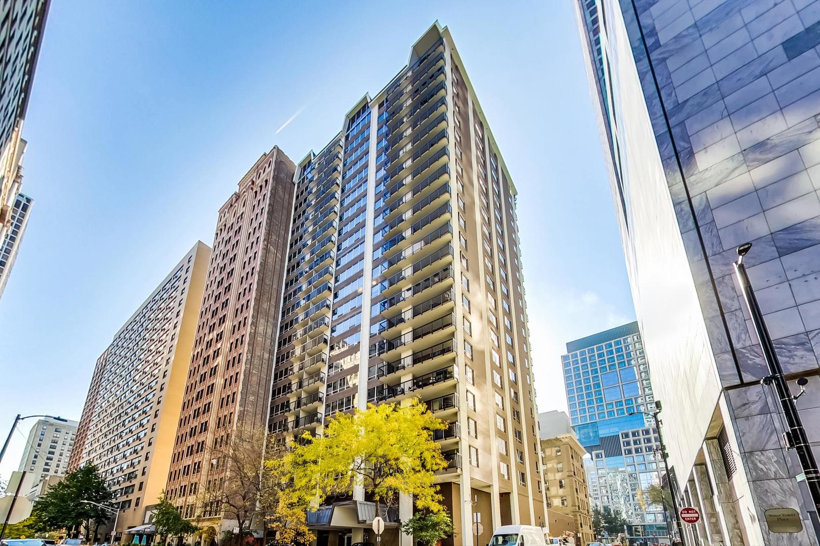 Homes for sale in Chicago, IL | 201 E Chestnut St #19F, Chicago, IL 60611 | MLS# 12475036