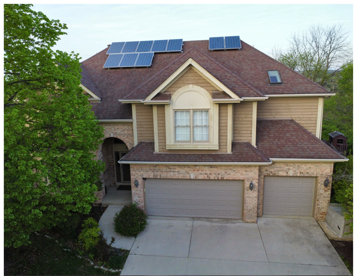 Homes for sale in Naperville, IL | 3805 Gladstone Dr, Naperville, IL 60565 | MLS# 12478117