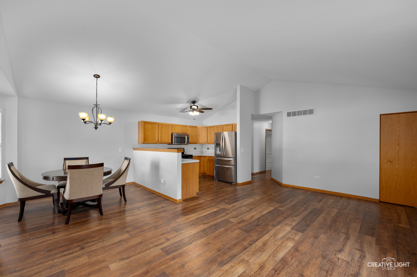 Homes for sale in Crest Hill, IL | 1694 Willow Circle Dr, Crest Hill, IL 60403 | MLS# 12479841