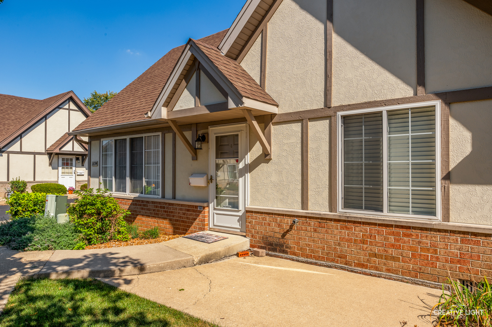 Homes for sale in Crest Hill, IL | 1694 Willow Circle Dr, Crest Hill, IL 60403 | MLS# 12479841