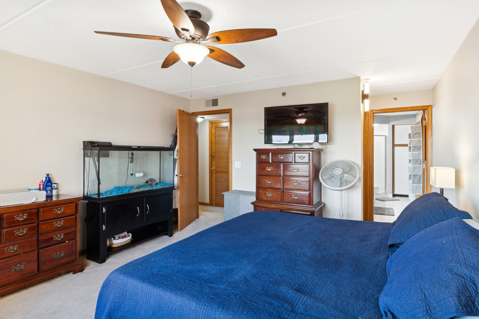 Homes for sale in Niles, IL | 7450 N Waukegan Rd #404, Niles, IL 60714 | MLS# 12484101